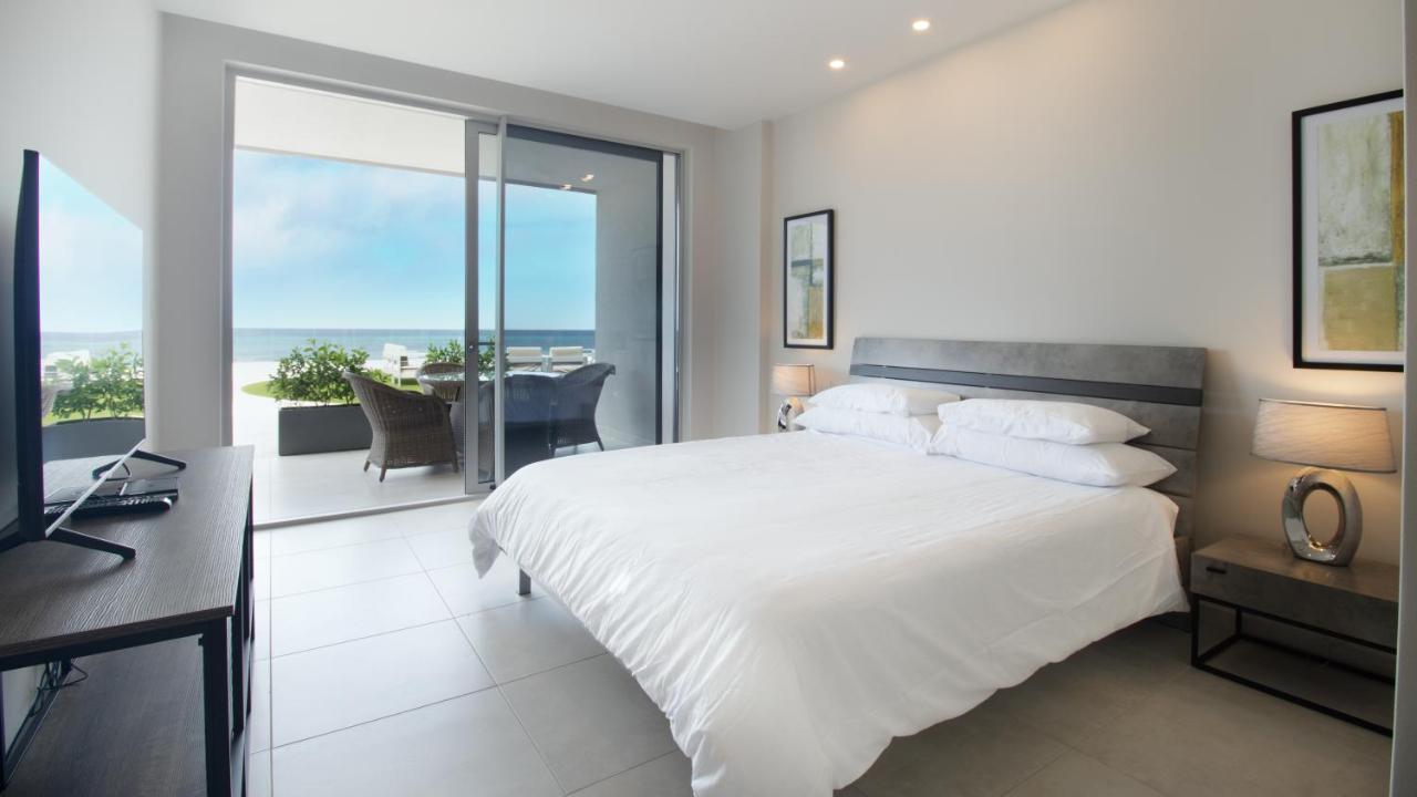 O Condominium Beachfront Residences, By Bocobay Aruba Palm Beach Exteriör bild
