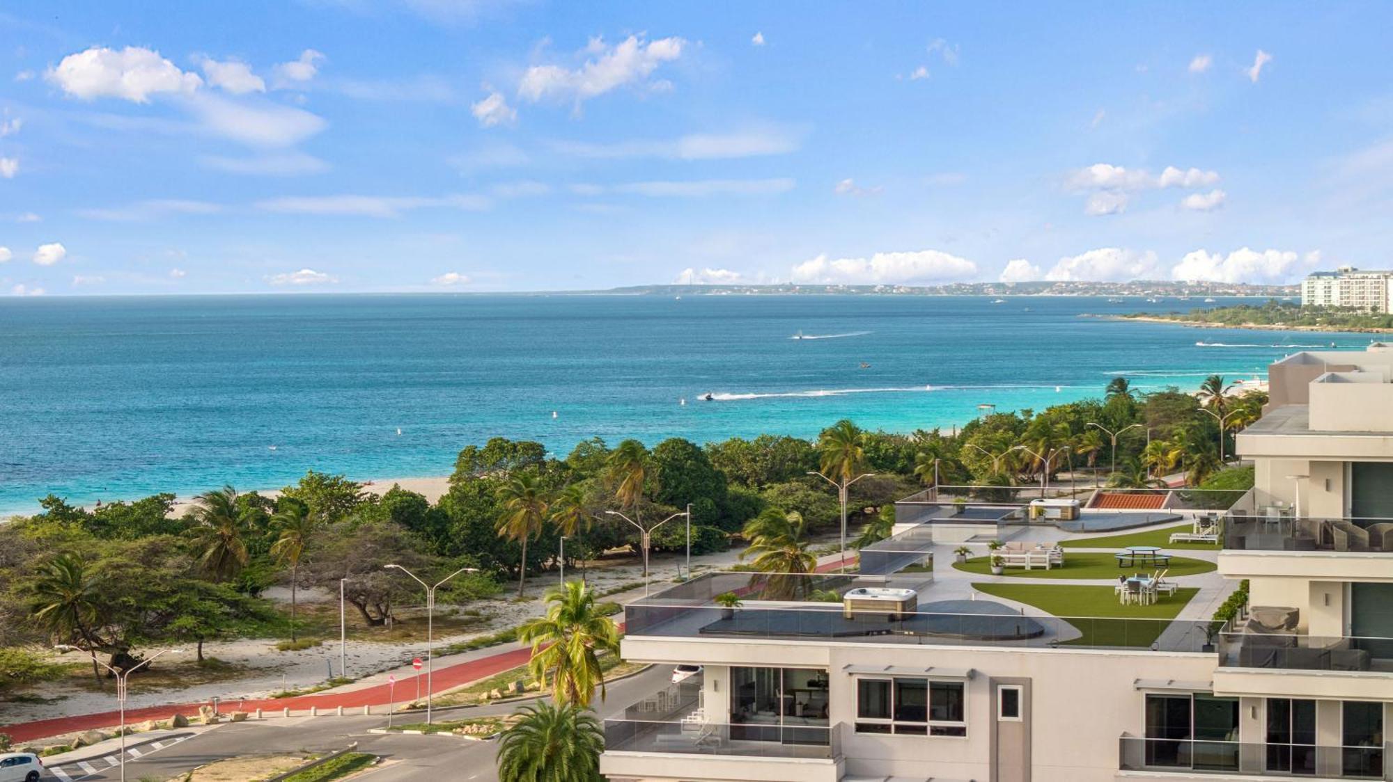 O Condominium Beachfront Residences, By Bocobay Aruba Palm Beach Exteriör bild