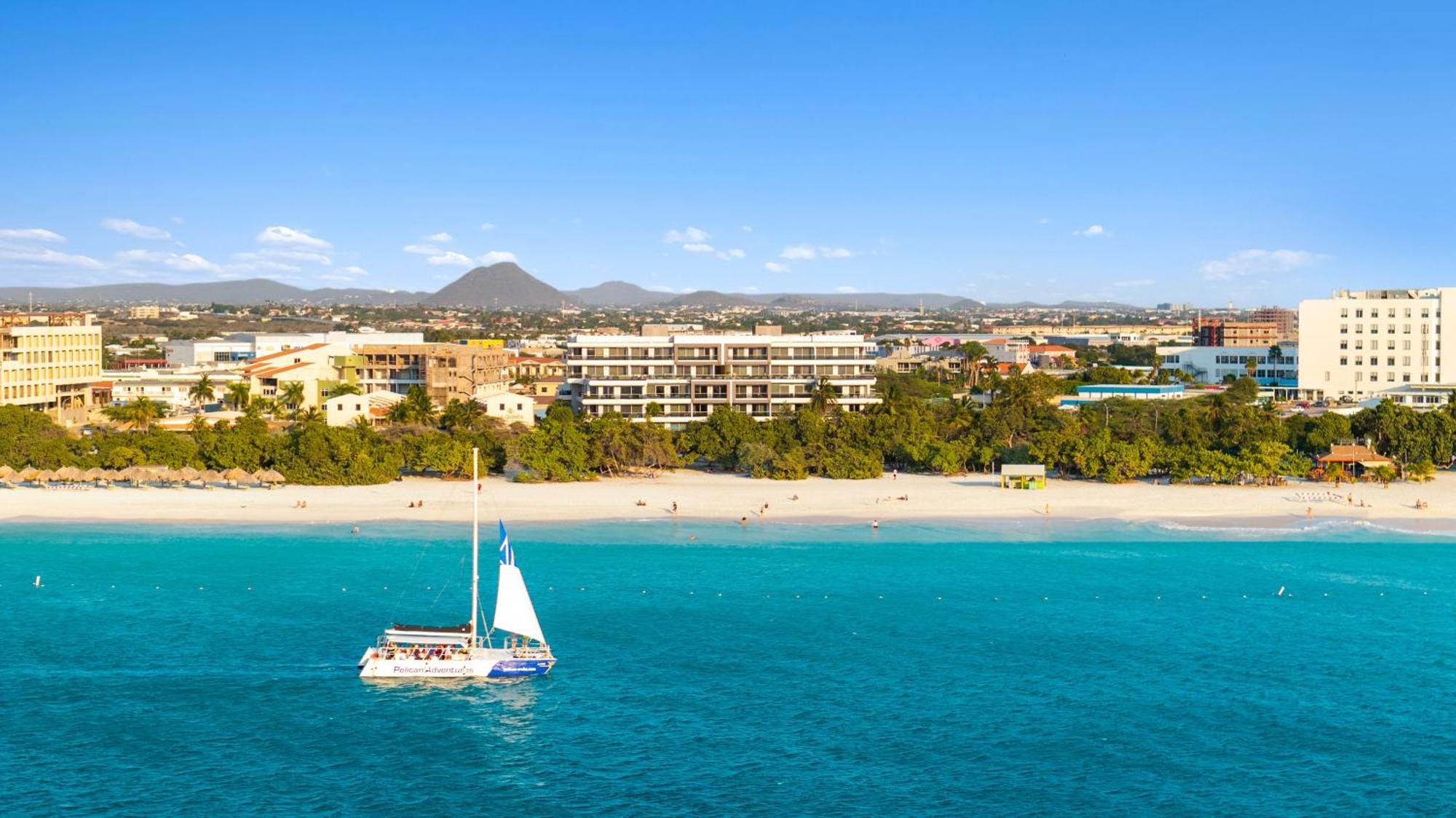 O Condominium Beachfront Residences, By Bocobay Aruba Palm Beach Exteriör bild